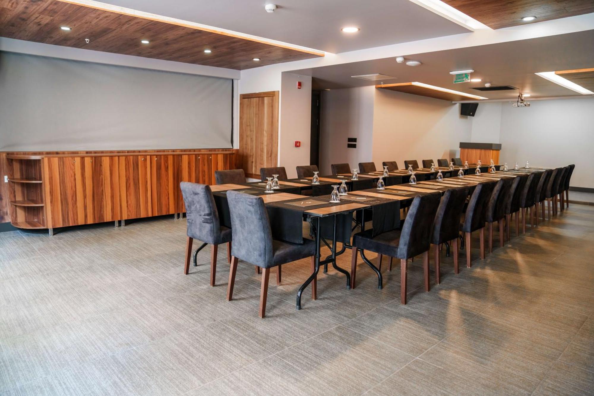 Sennacity Hotel Eskişehir Esterno foto